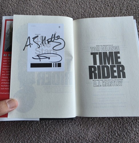 Tom delonge hartley time - aj,