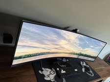 Samsung CRG9 49" Dual-QHD QLED