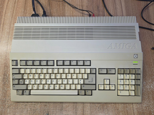 Commodore amiga 500 with 1mb - 500,