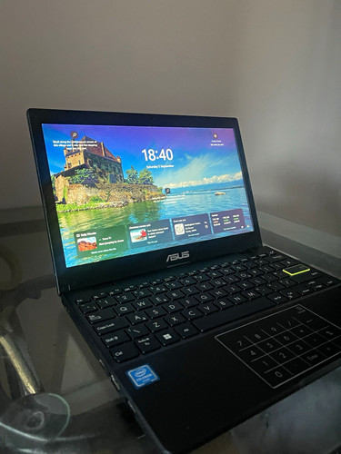 Asus e203ma ultra slim - asus,
