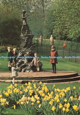 D186591 Kensington Gardens