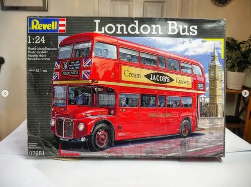 Revell scale london bus - london,