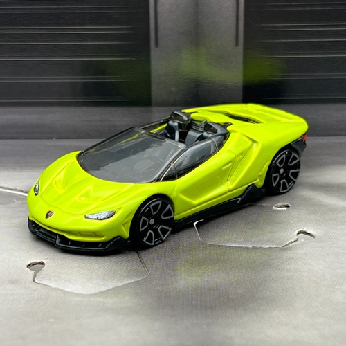 Hot wheels lamborghini - '16,