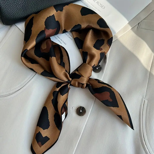 Modern women leopard print - modern,