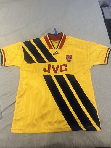 Arsenal retro shirt size large - arsenal,