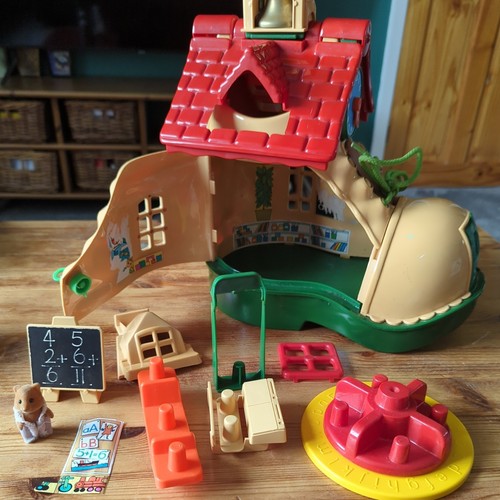 Vintage matchbox school - vintage, play