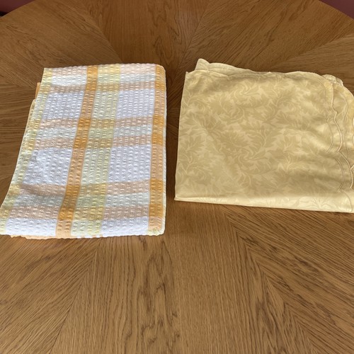 Vintage tablecloths - 2, x