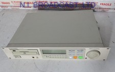 Marantz pmd331 CD player rack mounted, analog and digital outs  Full working