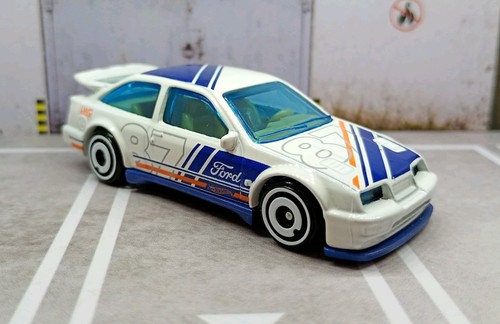 Hot wheels ford sierra - hot,