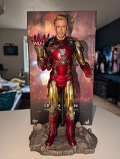Hot Toys Avengers Endgame Iron