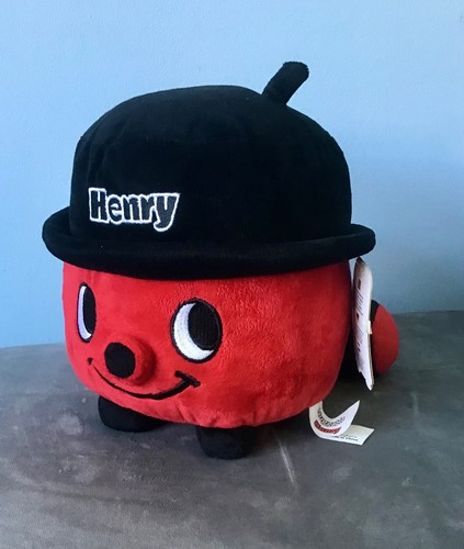 Huggable henry hoover plush - huggable,