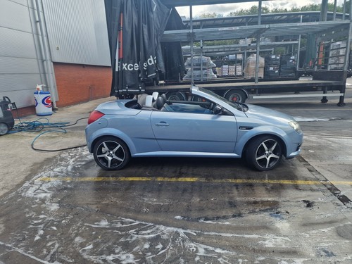 Vauxhall tigra twintop - vauxhall, b