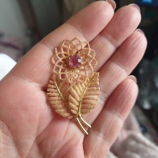 Vintage 60s Set Earrings Brooch Gold Pink Sparkle Floral Leaves