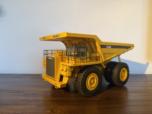 Conrad 2723 komatsu 730e - komatsu,