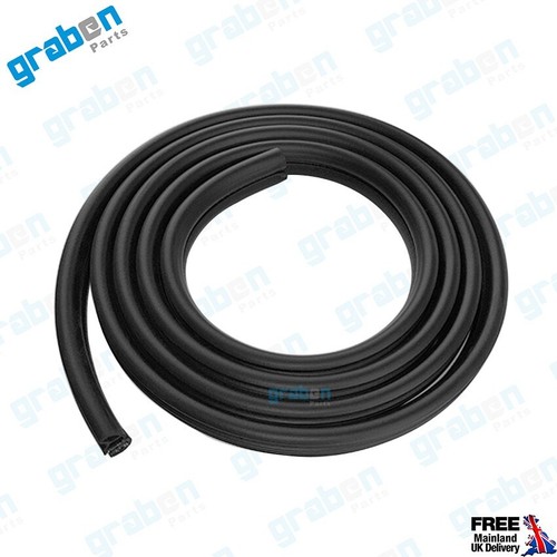 Rear door rubber seal - rear,