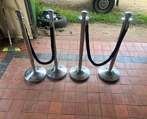 Securit chrome queue barrier - chrome,