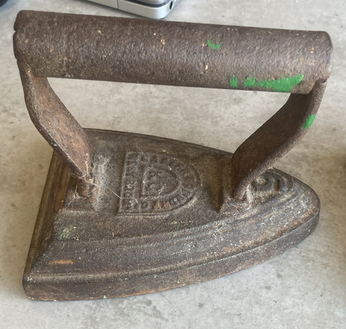 Vintage cast iron flat - 2x,