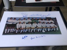 LUTON TOWN   SIGNED TEAM