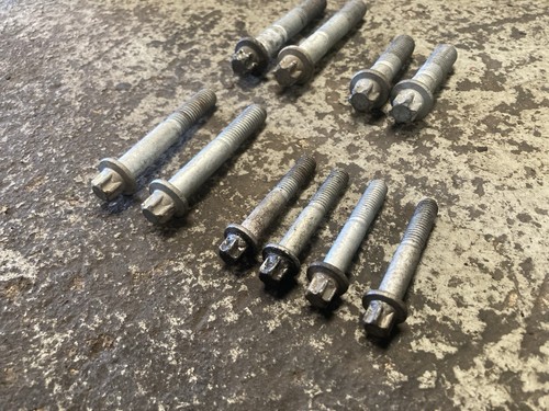 Bolts bmw e46 330d - bmw, manual