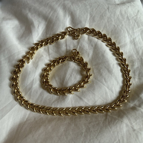 Gold tone metal wheat chain - metal,