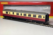 Hornby OO R4181A Gresley 61ft