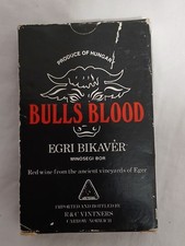 A pack of Carta Mundi playing