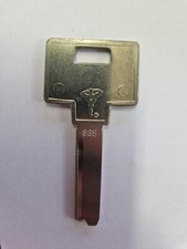 MUL-T-LOCK 835 Van security