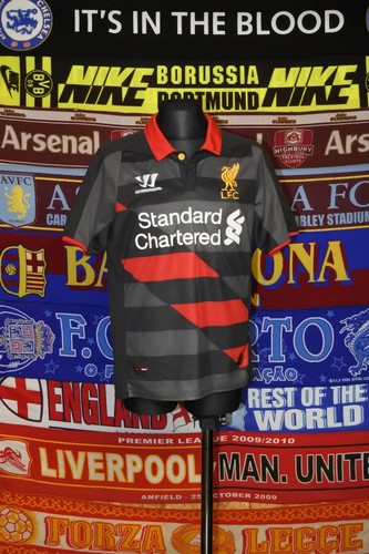 Liverpool boys 7 years - 5/5,