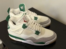 Size 9.5 Jordan 4 Retro SP x