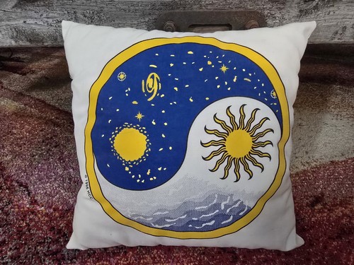 Vintage 90s celestial - 90s, sun