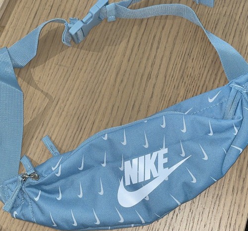 Nike blue synthetic bumbag - blue,