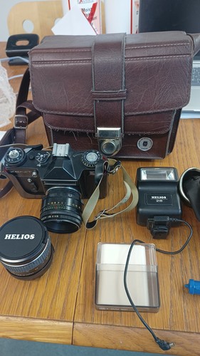 Zenit soviet 35mm slr camera - e,
