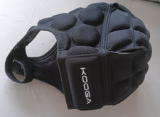 KOOGA  BOYS BLACK RUGBY HELMET