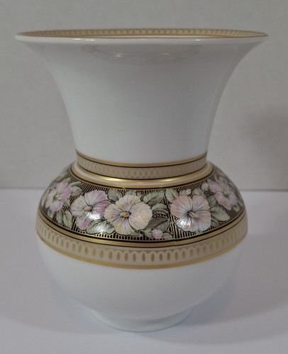 Kaiser porcelain vase - kaiser,