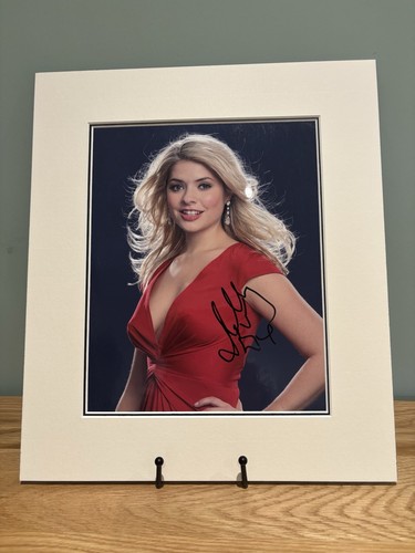 Holly willoughby signed photo - holly,