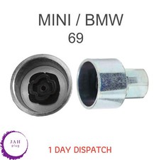 LOCKING WHEEL NUT MASTER BOLT