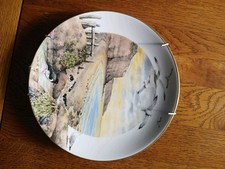 Designed by PETER BARRETT A ROYAL WORCESTER PORCELAIN PLATE 23.5CM  =  FEBUARY