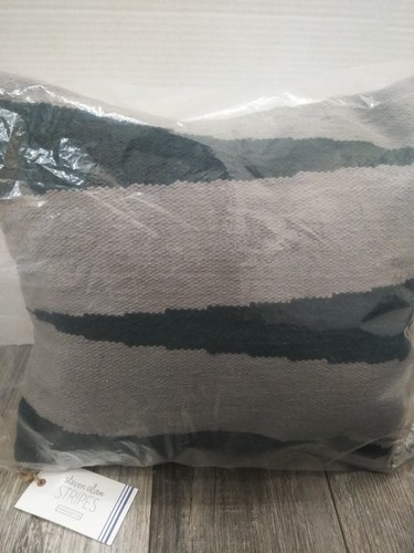 New west elm green gray - green,