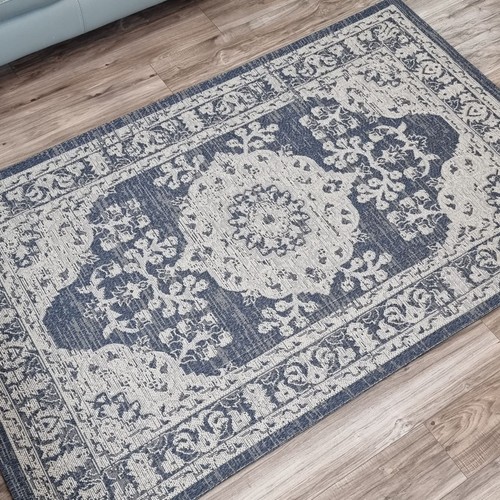 Traditional rug navy - traditional,