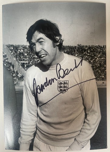 Gordon banks signed autograph - gordon,