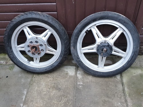 Honda cb250n superdream wheels - honda,