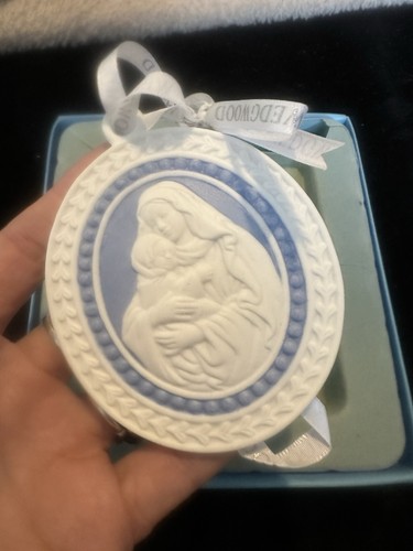 Wedgewood jasperware madonna - jasperware, &