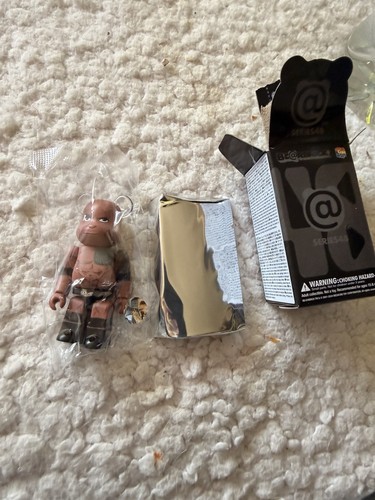 Bearbrick 100 series the - 100%, 48