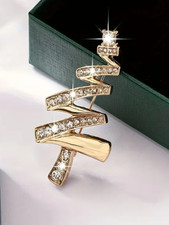 Golden And Diamonte Christmas tree brooch - Very Pretty - FREE POSTAGE