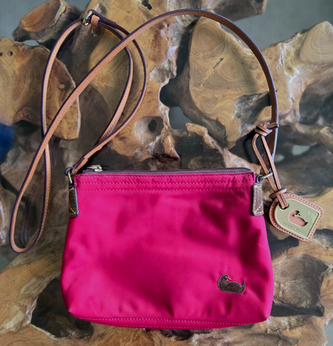 Vtg red dooney bourke - vtg, 9x7"