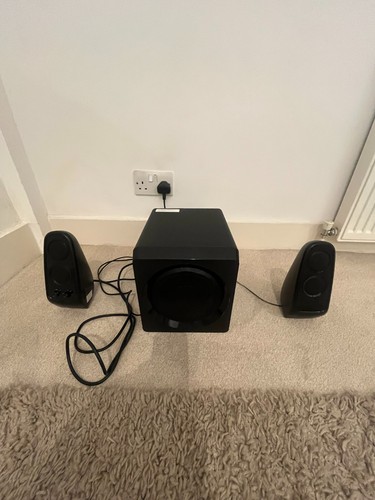 Sandstrom wireless speaker - sandstrom,