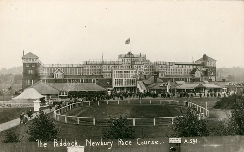 Newbury berkshire the paddock - berkshire,