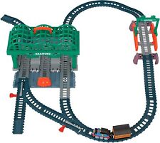 Fisher-Price Thomas & Friends Knapford Station Train Set track with 2 in 1 plays