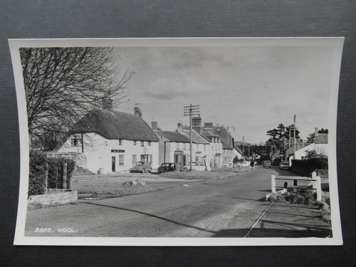 Village street wool - street, wareham