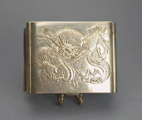 Vintage metal japan dragon - metal,